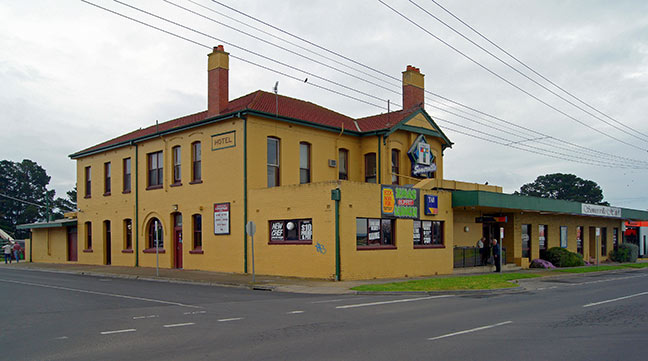 Hotel - 2010